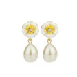 Gold Plated White Yellow  Les Roses with Small Pearl For Sale